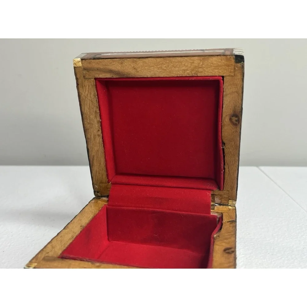 Vintage Inlaid Mother of Pearl Jewelry Trinket Wood Box Square Egyptian‎